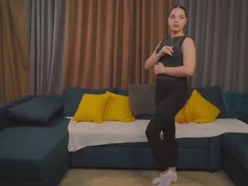 Danielacrystal Chaturbate stream image from November 04, 2025
