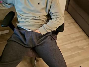 Tree1989 Chaturbate stream image from November 04, 2025
