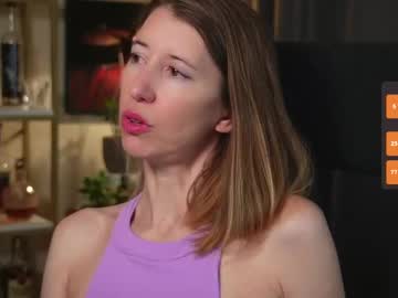 Creme_Dela_Creme Chaturbate stream image from November 04, 2025