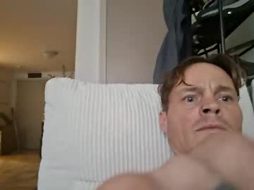 Jveillette00p27 Chaturbate stream image from November 04, 2025