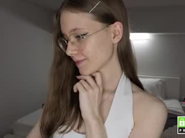 Lowress Chaturbate stream image from November 04, 2025