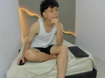 _Theoo1 Chaturbate stream image from November 04, 2025