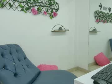 Violetapretty Chaturbate stream image from November 04, 2025