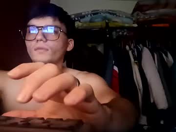 Beret_Sanz Chaturbate stream image from November 04, 2025