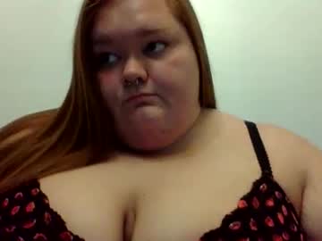 Plumpkittee Chaturbate stream image from November 04, 2025