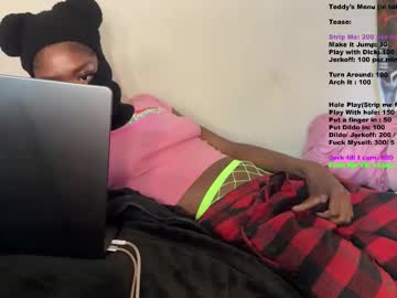Kayloigo Chaturbate stream image from November 04, 2025