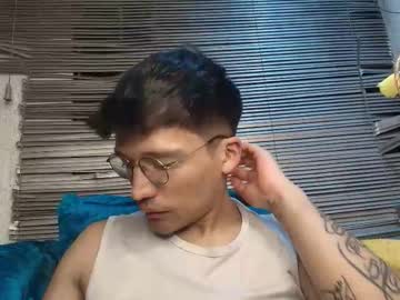 Keven_You Chaturbate stream image from November 05, 2025