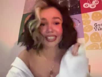 Sunnyxoxox Chaturbate stream image from November 05, 2025
