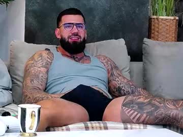 Masterkingofmuscle Chaturbate stream image from November 05, 2025