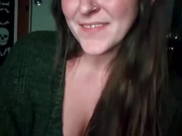 Walnut4u Chaturbate stream image from November 05, 2025