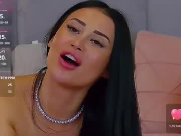 Emylaveau Chaturbate stream image from November 05, 2025