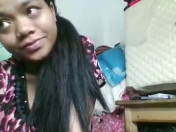 Fetranialdy Chaturbate stream image from November 05, 2025