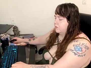 Sweetsapphics Chaturbate stream image from November 05, 2025