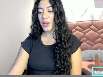Lucy_Greys_ Chaturbate stream image from November 05, 2025