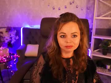 Evaminni Chaturbate stream image from November 05, 2025