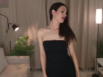 Yesgivemecum Chaturbate stream image from November 05, 2025