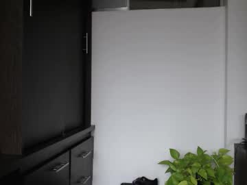 Alessandrostone Chaturbate stream image from November 05, 2025
