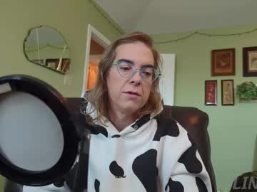 Linzy19 Chaturbate stream image from November 05, 2025