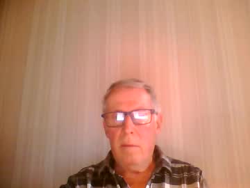 Pamploum Chaturbate stream image from November 05, 2025