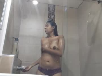 Gigixox3 Chaturbate stream image from November 05, 2025