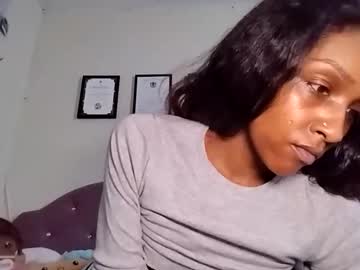 Atirahcali Chaturbate stream image from November 05, 2025