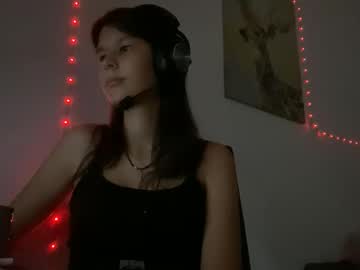 Im_Evelynnn Chaturbate stream image from November 05, 2025
