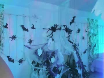 Cute_Hollywood Chaturbate stream image from November 05, 2025