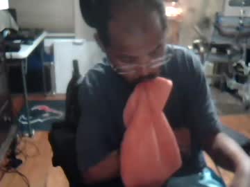 Xxxonwheelz Chaturbate stream image from November 06, 2025