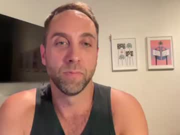 Gilber10101 Chaturbate stream image from November 06, 2025