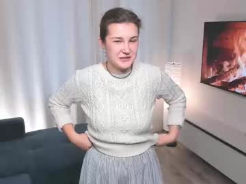 Clariskujat Chaturbate stream image from November 06, 2025