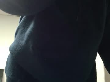 Johnstewartstamos Chaturbate stream image from November 06, 2025
