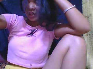 Rosia685234 Chaturbate stream image from November 06, 2025