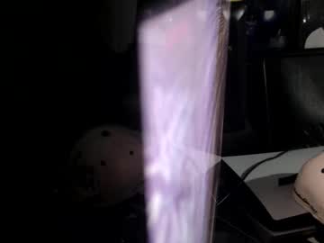 Buzzzzzzz01 Chaturbate stream image from November 06, 2025