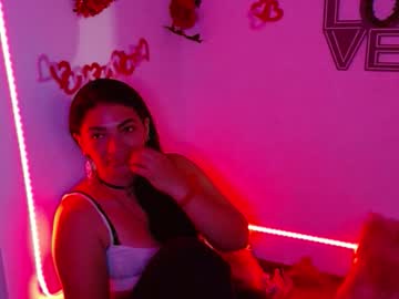 Lunavegan Chaturbate stream image from November 06, 2025
