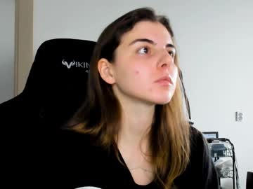 Emmamon Chaturbate stream image from November 06, 2025