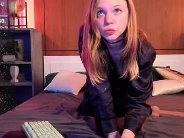 Murrkitten Chaturbate stream image from November 06, 2025