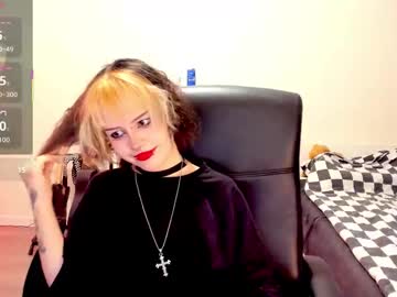 Liyaluna Chaturbate stream image from November 06, 2025