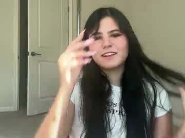 Mooniminx Chaturbate stream image from November 06, 2025