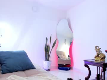Sweetluna___ Chaturbate stream image from November 06, 2025