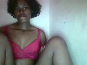 Laylah517 Chaturbate stream image from November 06, 2025