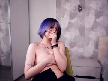 Libbygrinvalsky Chaturbate stream image from November 06, 2025