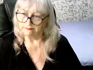 Lolkaalyss Chaturbate stream image from November 06, 2025