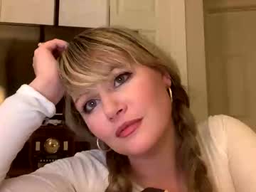 Marciwallace Chaturbate stream image from November 06, 2025