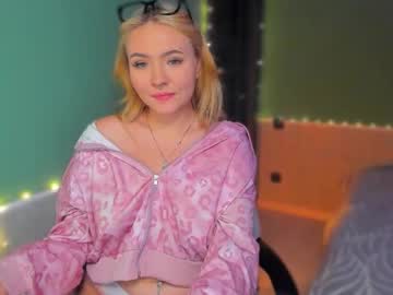 Angel_Kiku Chaturbate stream image from November 06, 2025