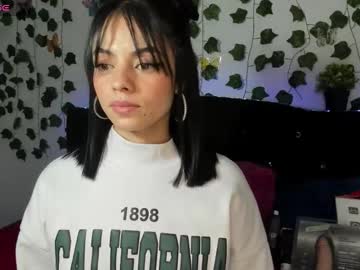 Elly_Thompson Chaturbate stream image from November 07, 2025