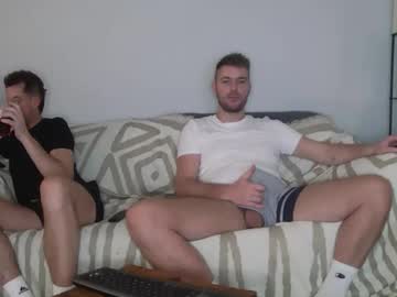 Englishladxxx Chaturbate stream image from November 07, 2025