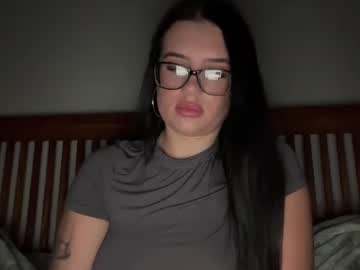 Briellebella Chaturbate stream image from November 07, 2025