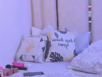 Yeli_Amber3 Chaturbate stream image from November 07, 2025