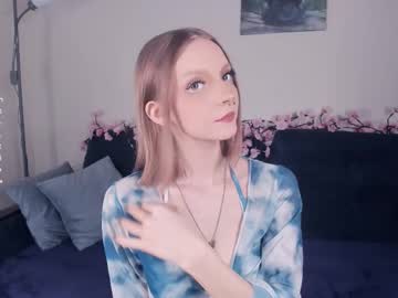 Little__Caprice Chaturbate stream image from November 07, 2025