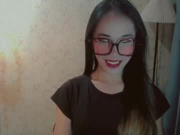 Hotlegsxandra Chaturbate stream image from November 07, 2025